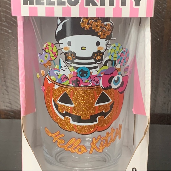 NIB - Hello Kitty 16oz Halloween Pint Glass Cat Burglar Jack O’Lantern Candy - Picture 2 of 6